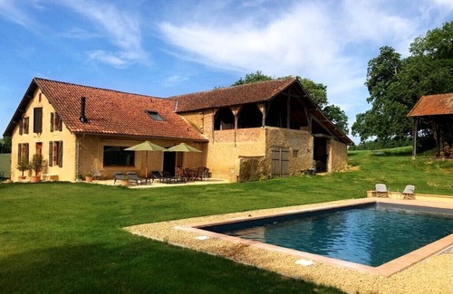 Montesquiou House | Maison Puchouaou Gite Avec Piscine Privée ,chambres D'hôtes