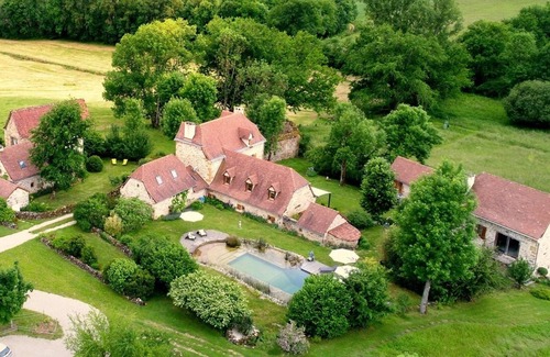 Frontenac House | Maison Quercy authentic charm, great comfort, natural swimming pool with trees
