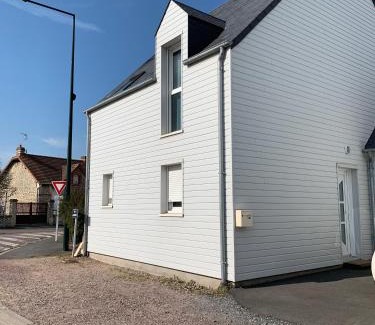 Bernieres-sur-Mer House | Maison récente à 200m de la plage