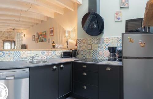 Mareuil-Sur-Lay-Dissais House | Maison rénovée avec jardin, piscine chauffée et wifi à Mareuil-sur-Lay - FR-1-426-537