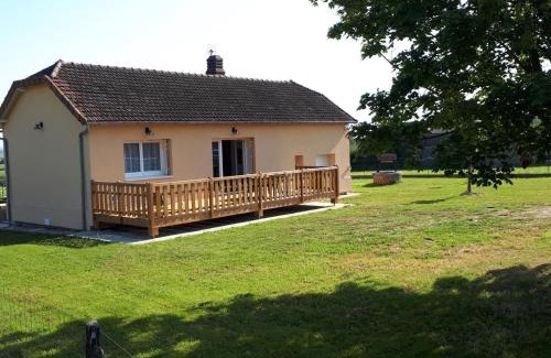 Coutansouze House | Maison rénovée avec jardin, terrasse et Wi-Fi à Coutansouze - FR-1-489-478