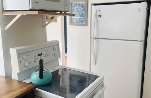 Ogunquit - Wells Cottage | Maison Roseaux - walk to beaches! Come relax, unwind, and rejuvenate.