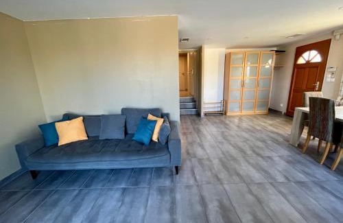 Saint-Symphorien-d'Ozon House | Maison spacieuse avec grand jardin et parking à 20 min de Lyon