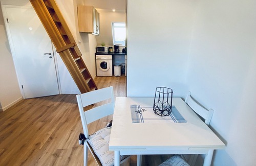 Mitte Apartment | Maisonette apartment Schleusentor close to the Rostock river bath