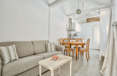 Notre-Dame Apartment | Maisonette-charming apartment near the Castle