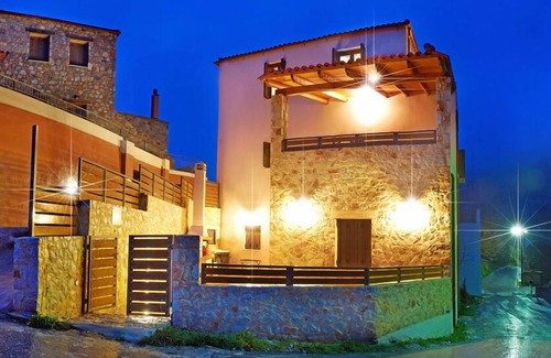 Zourva House | Maisonette in Villa Zourva