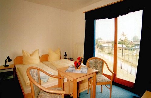 Ueckeritz Hotel | Maisonette /upper floor - Hotel Pension "Neptun"