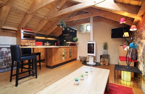 Saint-Julien-Chapteuil House | Maisonnette de Maze in Rocherols, 20 minutes from Le Puy-en-Velay