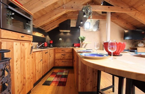 Saint-Julien-Chapteuil House | Maisonnette de Maze in Rocherols, 20 minutes from Le Puy-en-Velay