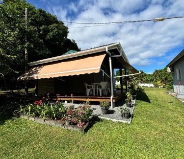 Sainte-Rose House | Maisonnette de campagne, Sofaia à 5 min