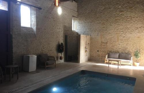 Luc-sur-Mer House | Maisonnette de charme avec option Piscine intérieure privée chauffée