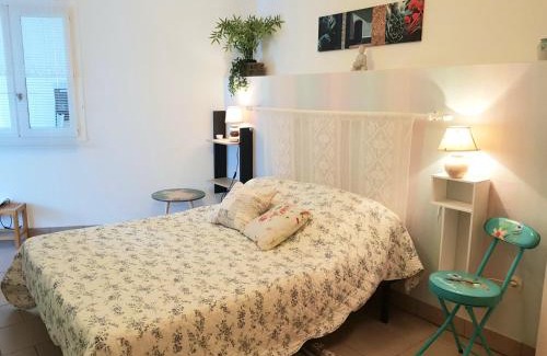 Jonzac House | Maisonnette La Chaleureuse