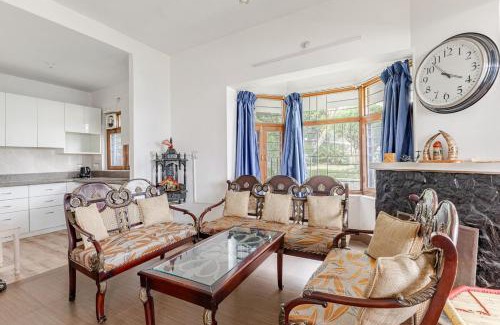 Bhimtal Ski Chalet | Majestic Cottage - Tranquility in the hills