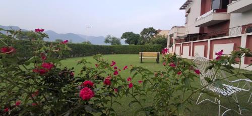 E-11 Sector House | Majestic Family Lodges