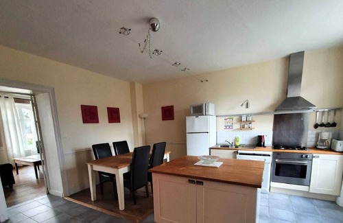 Clesse House | Majestic Holiday Home in Clesse with Garden