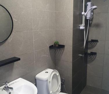 Bandar Tun Razak Apartment | Majestic Maxim Cozy Family House