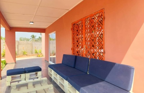 Ouidah House | Majestueuse Villa Tradi-moderne + Partie Independante ! Ideal Pour Groupes
