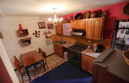 Cholula Apartment | Majikal B&B - Frida