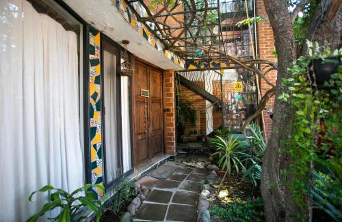 Cholula Apartment | Majikal B&B - Krishna