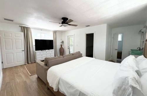 Lime Grove Estates House | Make It a Double - Poseidon's Penthouse