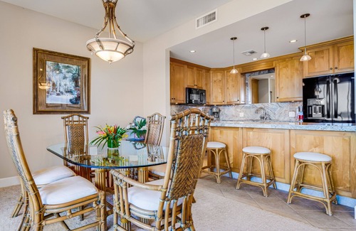 Wailea Condo | Makena Surf B205 Beachfront Resort - 2 Bedroom Oceanfront Condo