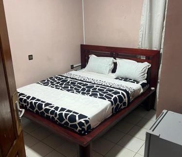 Douala Apartment | Makepe Villa, Via Carrefour Patrick Mboma