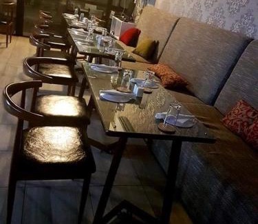 Gumare Hotel | Makgovango Hotel