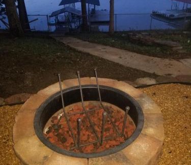 Cullman House | Makin MEMORIES: with Dock/Hot Tub/Cable Internet