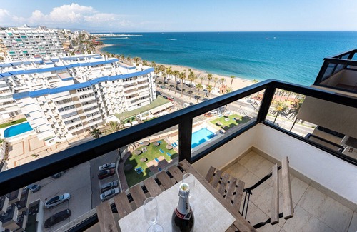 Torrequebrada Apartment | MalagaSuite Aloha Playa