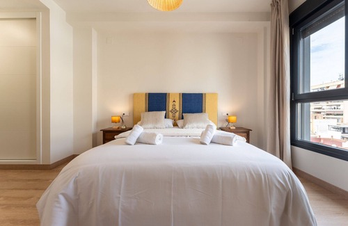 Bailen-Miraflores Apartment | MalagaSuite Comfortable Home 5