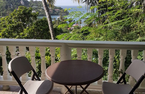 Charlotte Apartment | Malay Getaway and taxi service