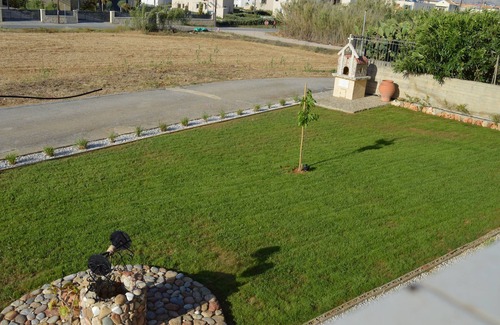 Pyrgos Psilonerou Apartment | Maleme Ocean Front Serenity 2