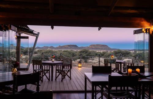 Tokologo Cabin | Maloba Lodge - Private Game Reserve