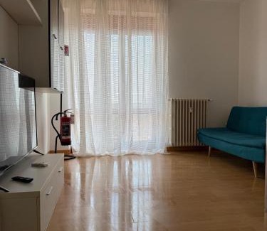 Somma Lombardo Apartment | Malpensa Milano 1 Maggio
