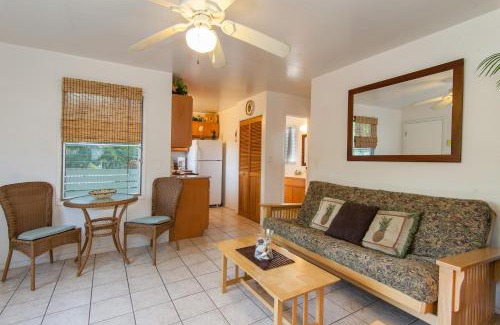 Nawiliwili House | Malu Kauai, a Beautiful Kauai Cottage 1 Mile from Kalapaki Beach home