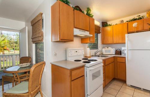 Nawiliwili House | Malu Kauai, a Beautiful Kauai Cottage 1 Mile from Kalapaki Beach home