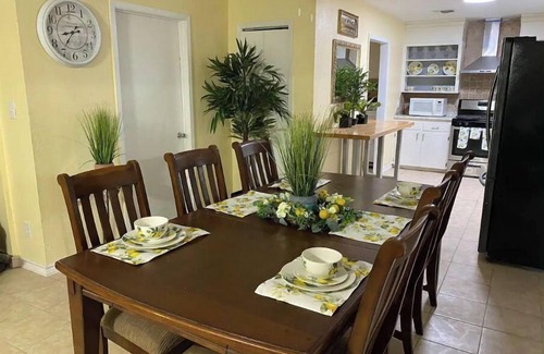 Pharr House | Mama’s home