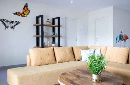Marie Pampoen Apartment | Mambo One B
