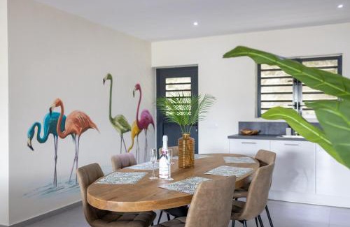 Marie Pampoen Apartment | Mambo One B