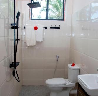 Pwani Mchangani Hotel | Mambo Villa
