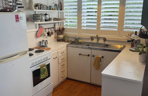Eurobodalla Shire Council House | Manaia - A little bach near the beach
