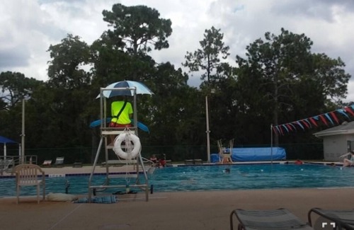 Crystal River House | MANATEE WATCH DEN 1 BEDROOM PET FRIENDLY