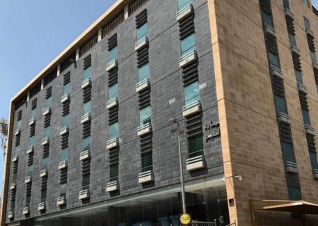 Hera Street Apartment | Manazel AL-Diriyah - ALZahra 2BR Stylish Stay 75TV 35