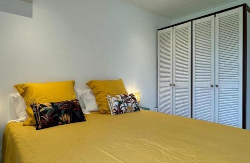 Grand-Bourg Apartment | Manbana 323