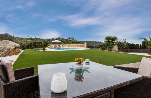 Mancor de la Vall House | Mancora - Pretty family home with pool