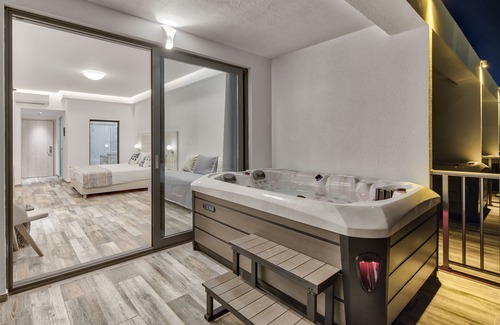 Laganas Hotel | Mandala Seafront Suites