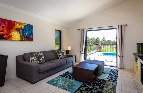 Congewai House | 'MANDALAY VILLA 2', TOP NOTCH