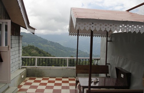 Kaluk House | Mandarin Resort - Kaluk