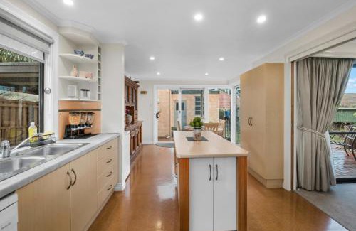 Launceston CBD Apartment | Manee's On Elphin