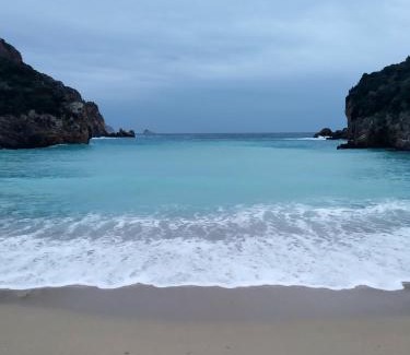 Lakones Apartment | Manganas Studios